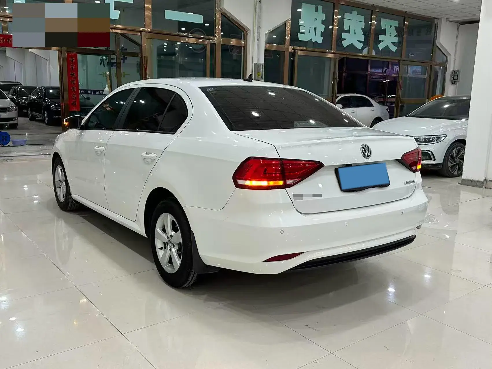 2019 VOLKSWAGEN LAVIDA thumbnail 4