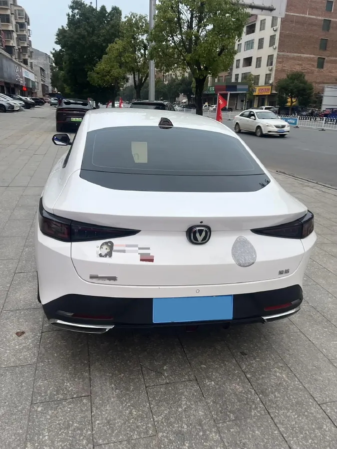 2023 ChangAn Lamore 1.5T 170HP L4 7DCT,autocango,china used car exporter,china ev exporter,chinese used car exporter,chinese used ev exporter
