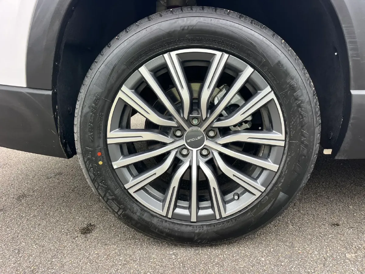 2024 Jetour X90 Plus 1.6T 197HP L4 7DCT,autocango,china used car exporter,china ev exporter,chinese used car exporter,chinese used ev exporter