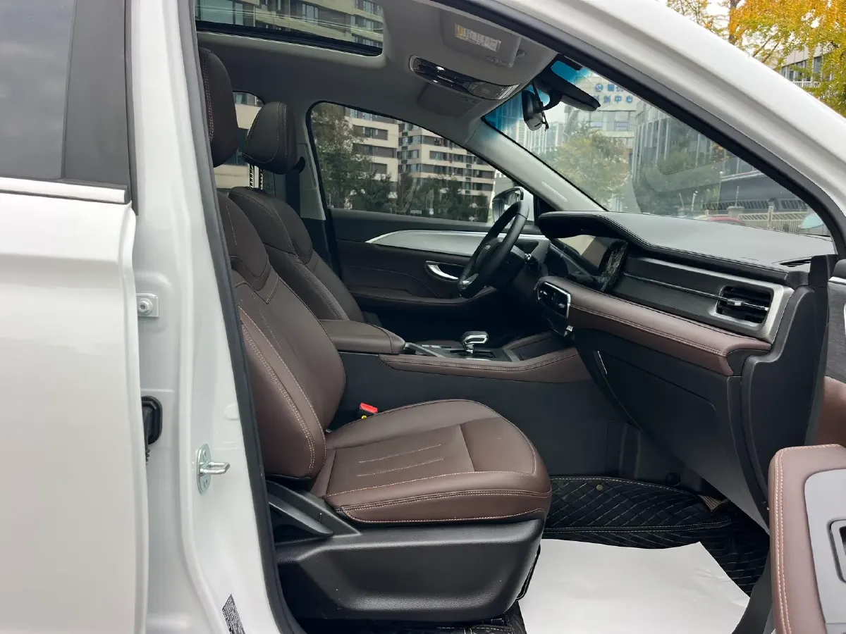 2024 Jetour X90 Plus 1.6T 197HP L4 7DCT,autocango,china used car exporter,china ev exporter,chinese used car exporter,chinese used ev exporter