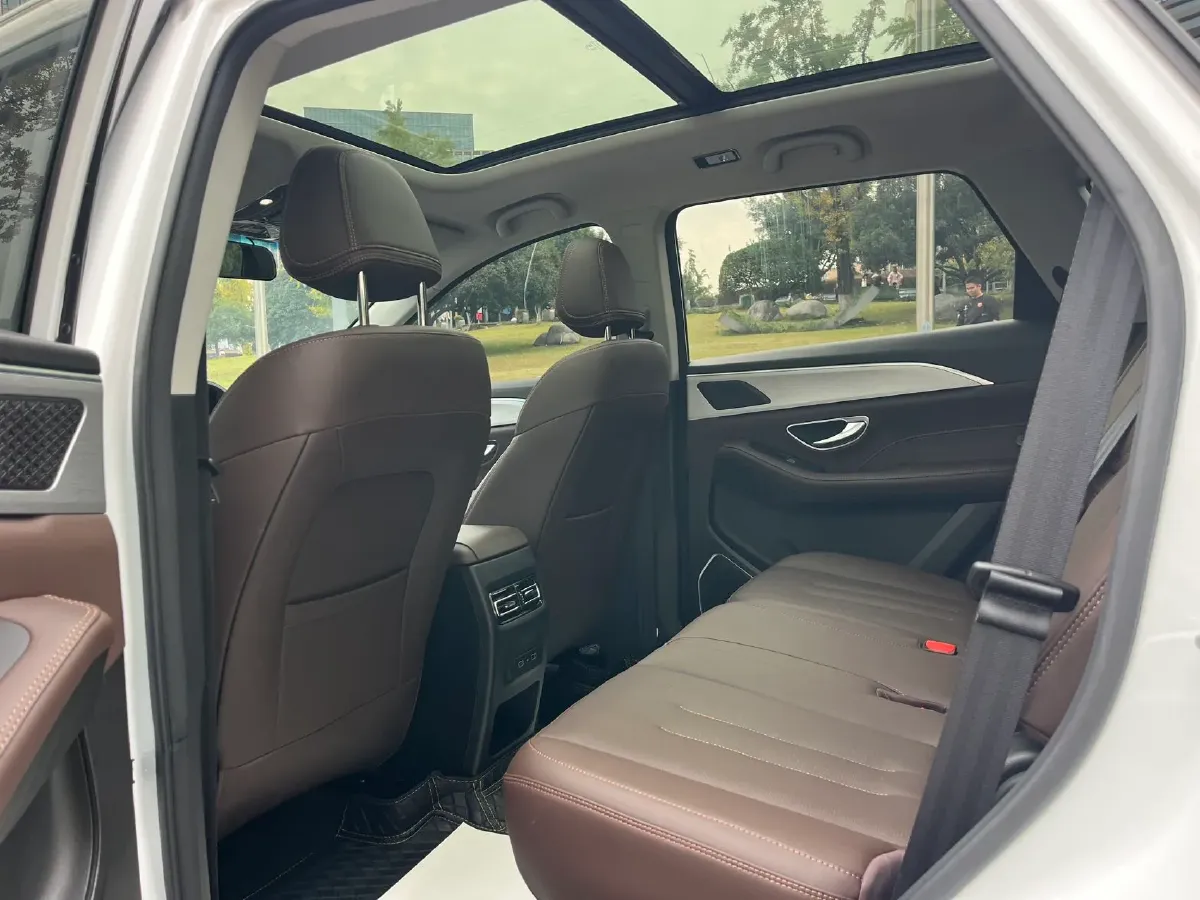 2024 Jetour X90 Plus 1.6T 197HP L4 7DCT,autocango,china used car exporter,china ev exporter,chinese used car exporter,chinese used ev exporter