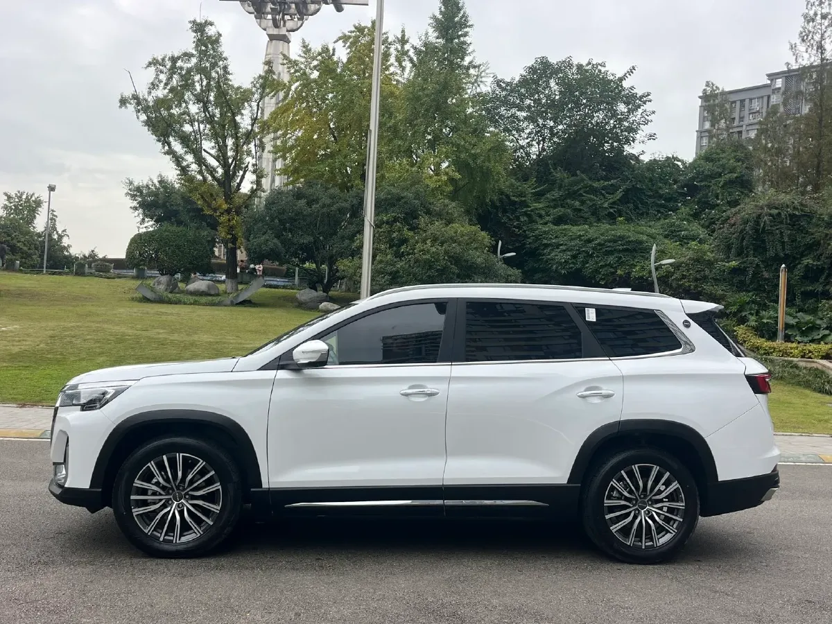 2024 Jetour X90 Plus 1.6T 197HP L4 7DCT,autocango,china used car exporter,china ev exporter,chinese used car exporter,chinese used ev exporter