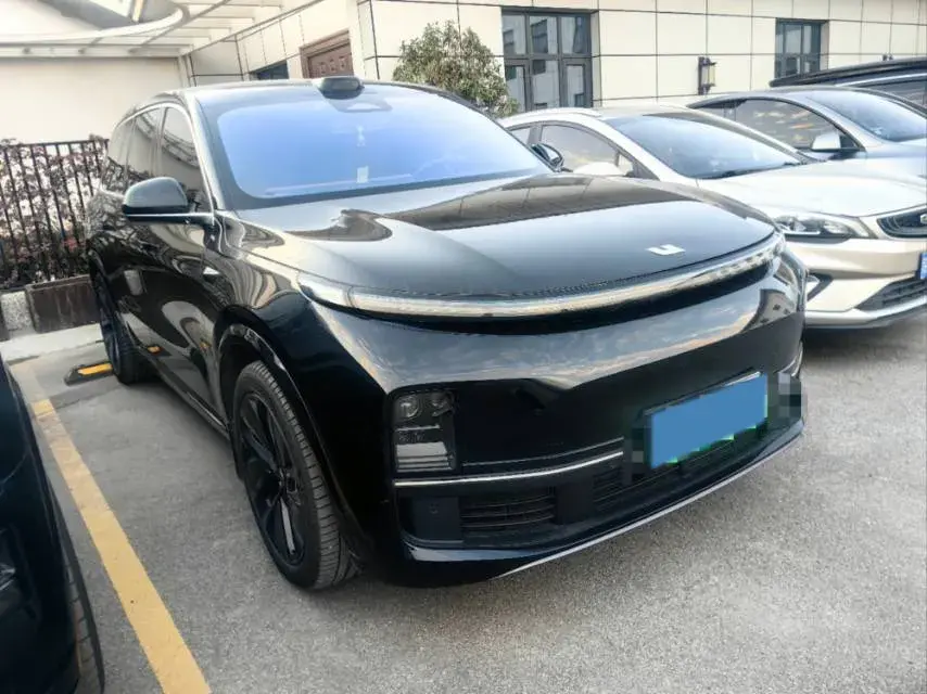 2024 LI L9 thumbnail 3