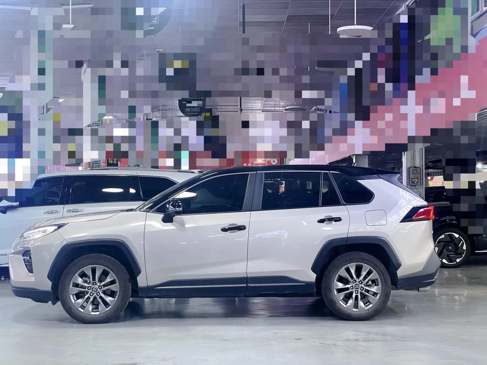 2024 TOYOTA WILDLANDER thumbnail 3