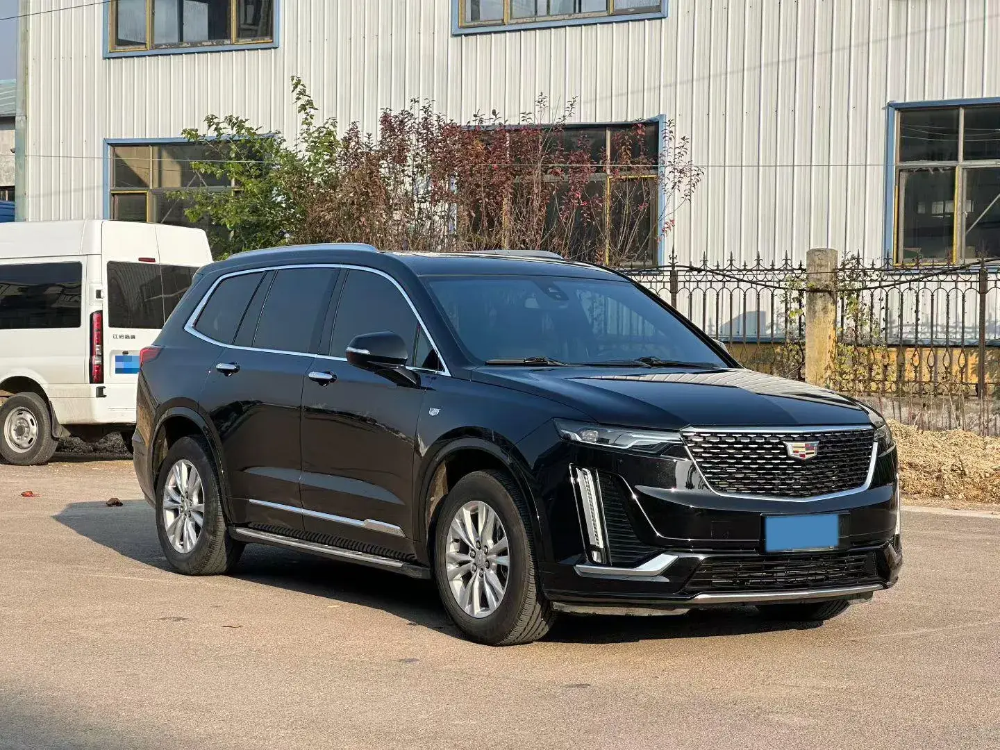 2021 CADILLAC XT6 thumbnail 3
