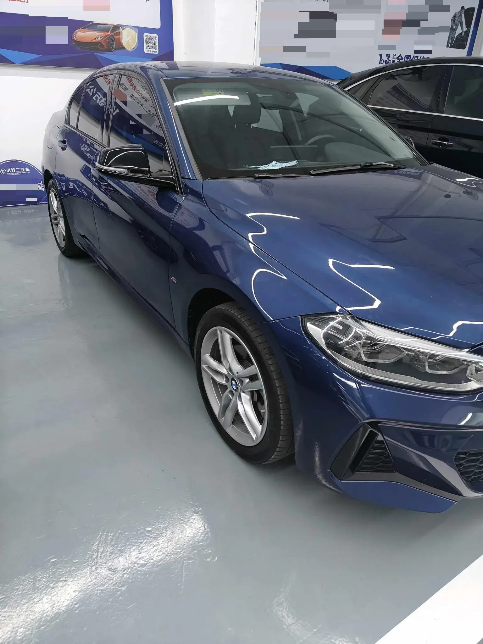 2022 BMW 1 thumbnail 3