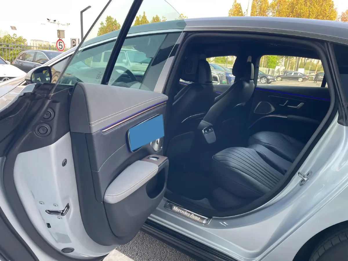 2022 Mercedes-Benz EQS Class BEV 111.8KWH,autocango,china used car exporter,china ev exporter,chinese used car exporter,chinese used ev exporter