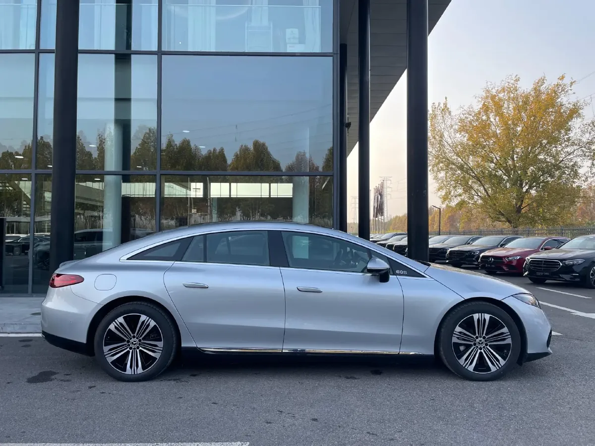 2022 Mercedes-Benz EQS Class BEV 111.8KWH,autocango,china used car exporter,china ev exporter,chinese used car exporter,chinese used ev exporter