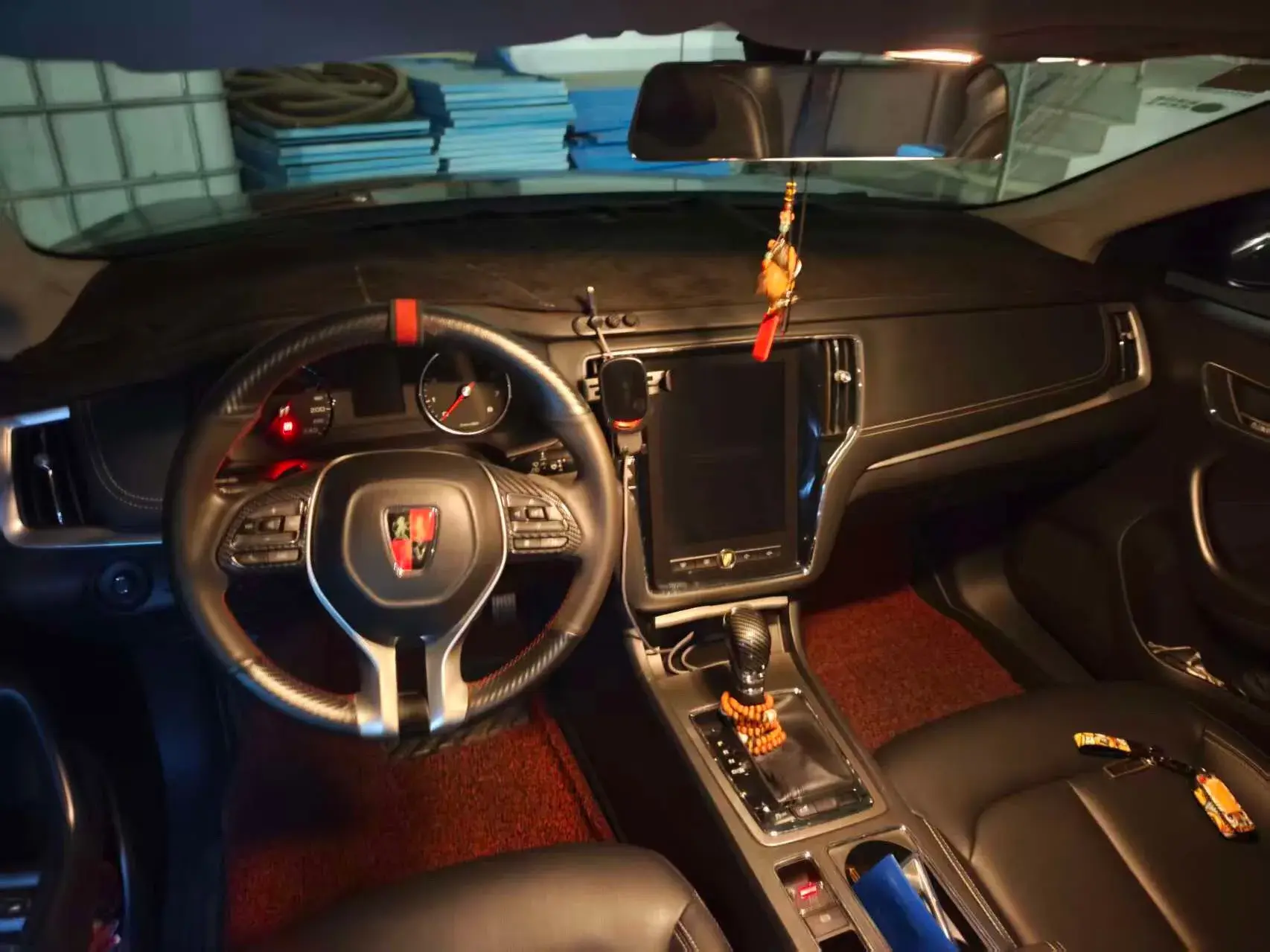 2020 ROEWE I6 thumbnail 2