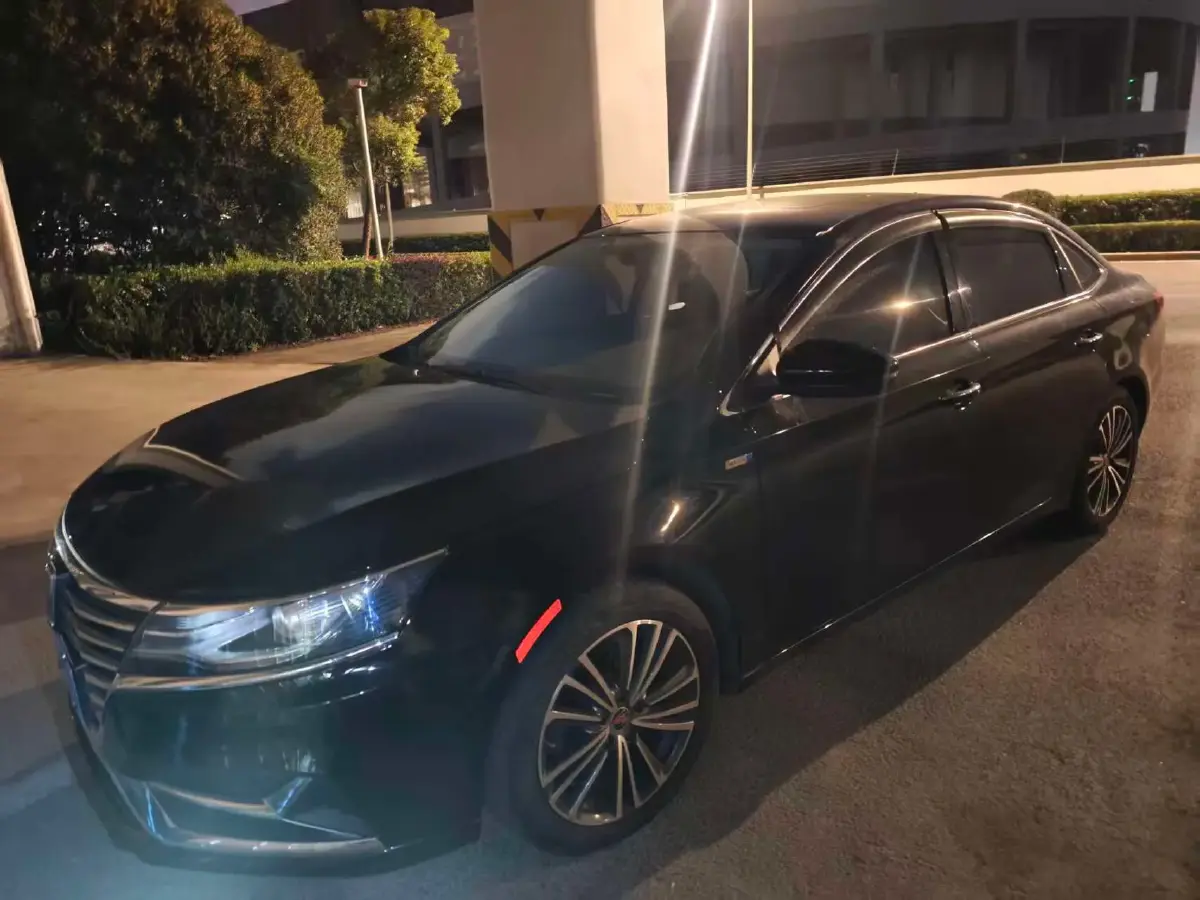 2020 Roewe i6 1.6L 125HP L4 CVT