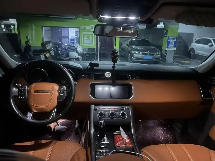 2016 LAND ROVER thumbnail 4