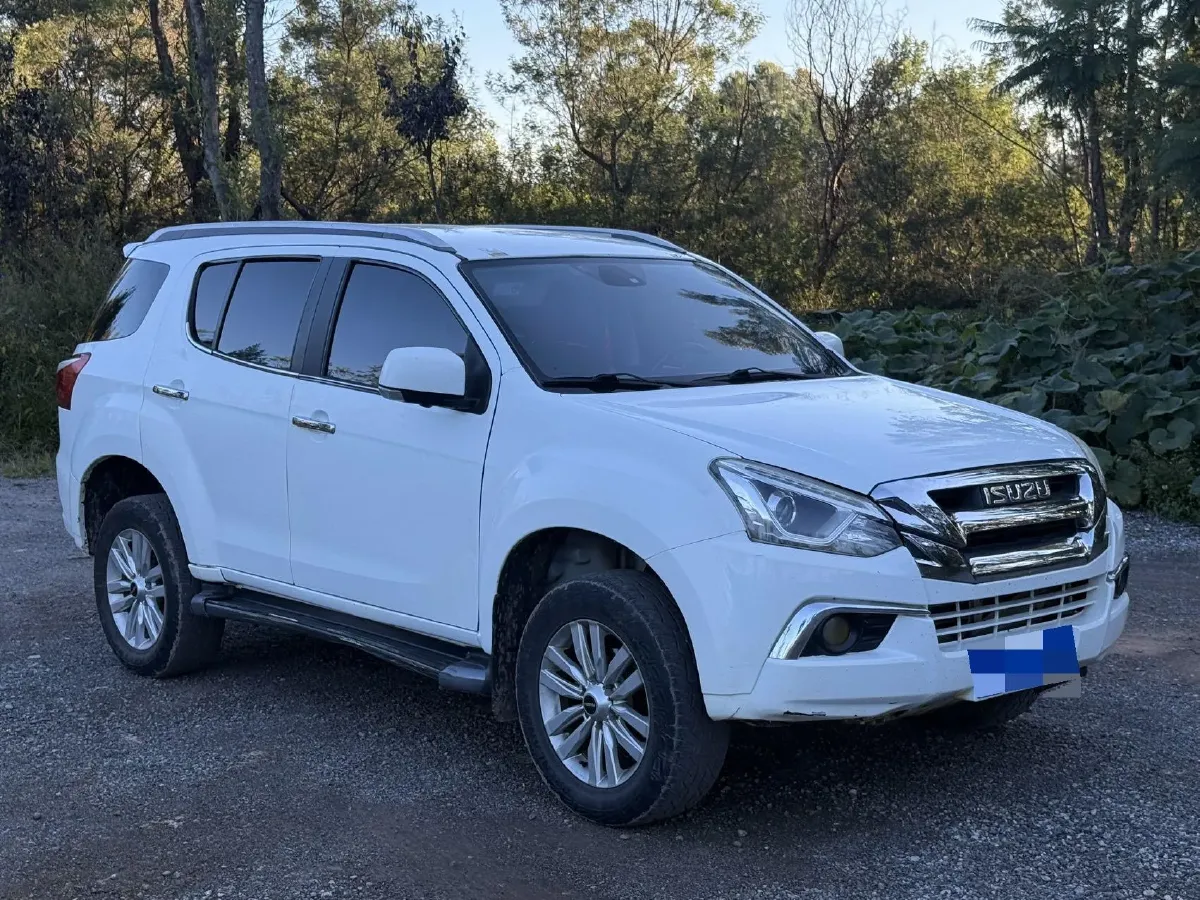 2018 Isuzu Mu-X 1.9T 163HP L4 6AT,autocango,china used car exporter,china ev exporter,chinese used car exporter,chinese used ev exporter