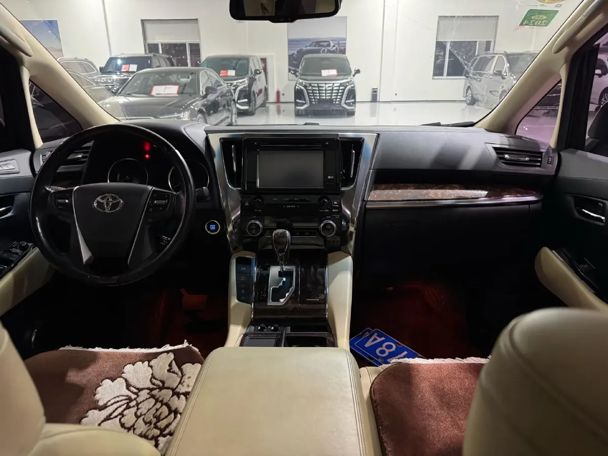 2018 Toyota Alphard 3.5L 301HP V6 8AT,autocango,china used car exporter,china ev exporter,chinese used car exporter,chinese used ev exporter