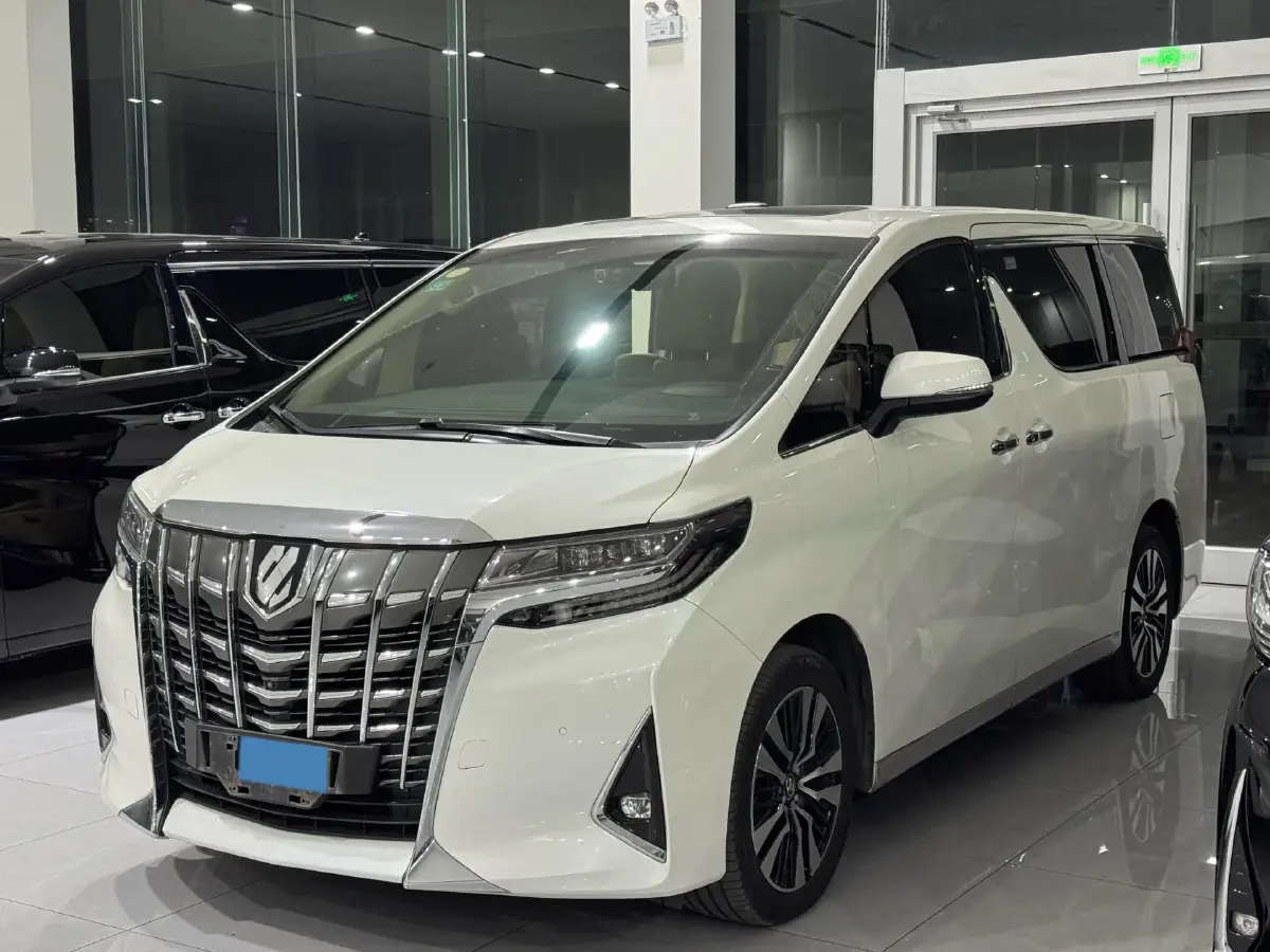2018 Toyota Alphard 3.5L 301HP V6 8AT