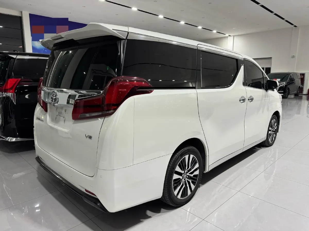 2018 Toyota Alphard 3.5L 301HP V6 8AT,autocango,china used car exporter,china ev exporter,chinese used car exporter,chinese used ev exporter