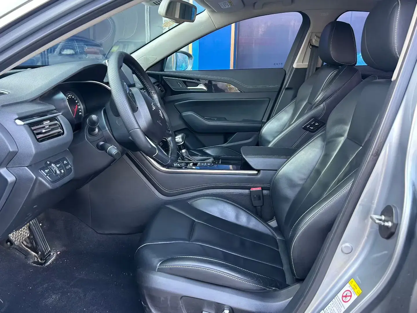 2018 HONGQI H5 thumbnail 4