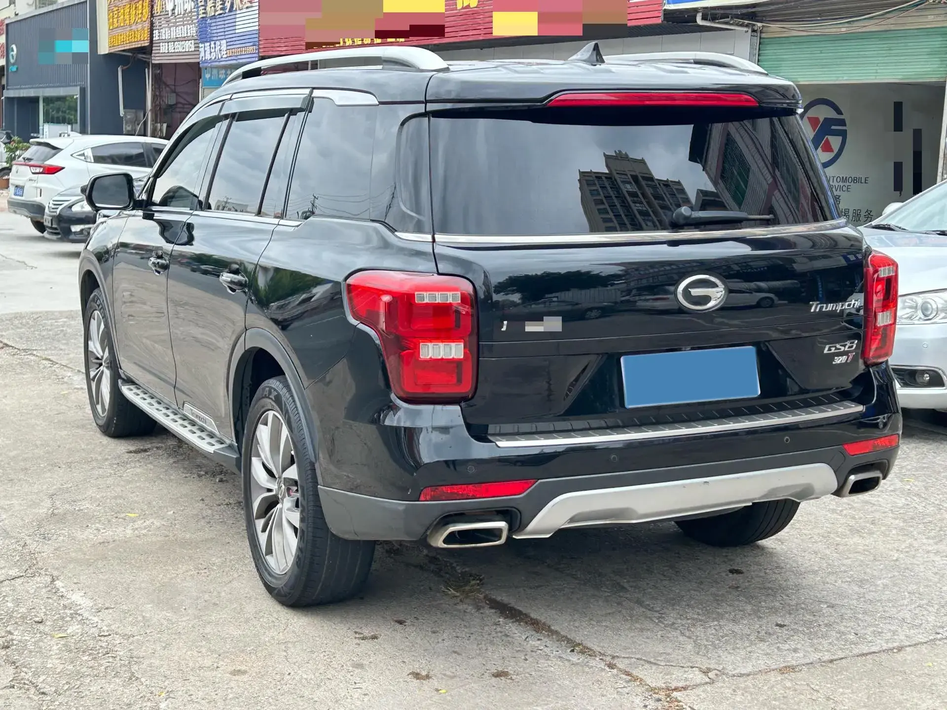 2017 GAC TRUMPCHI thumbnail 4