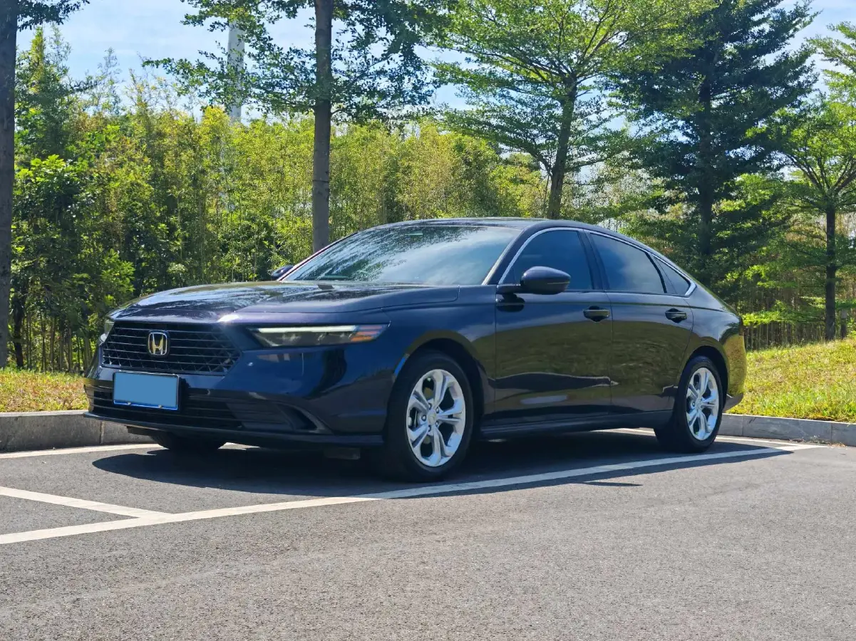 2023 Honda Accord 1.5T 192HP L4 CVT