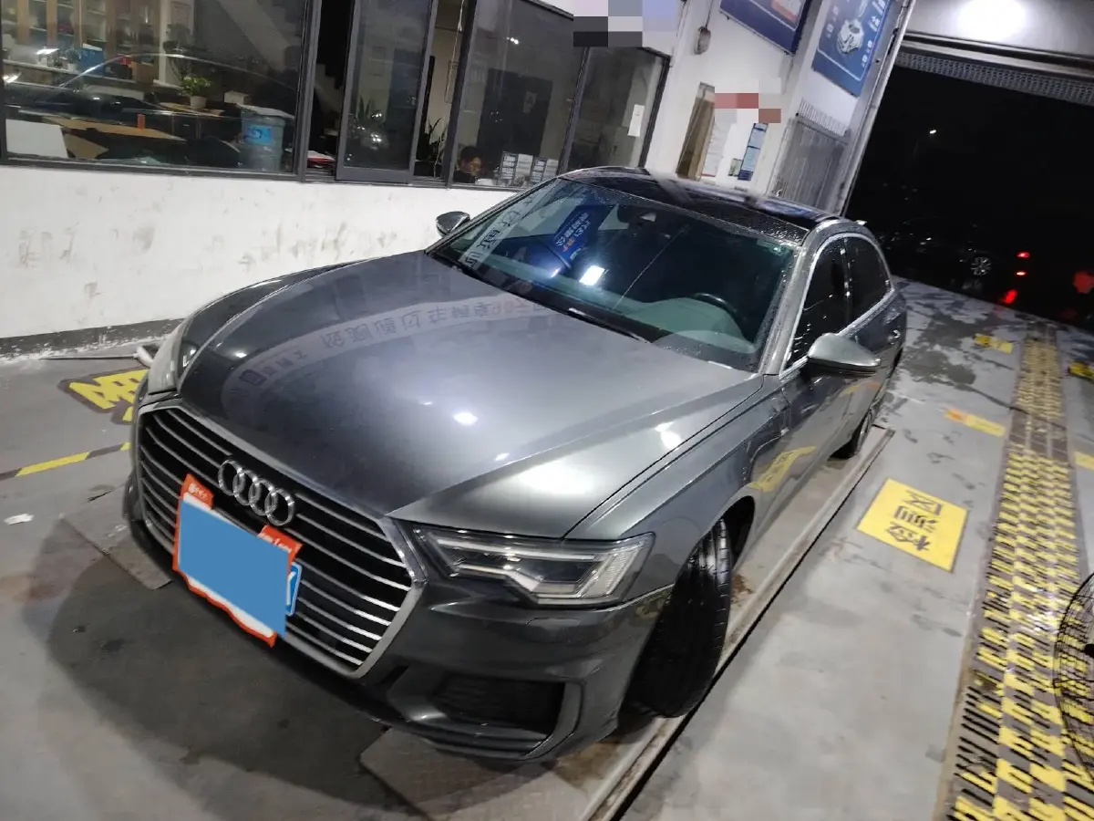 2020 Audi A6L 2.0T 190HP L4 7DCT