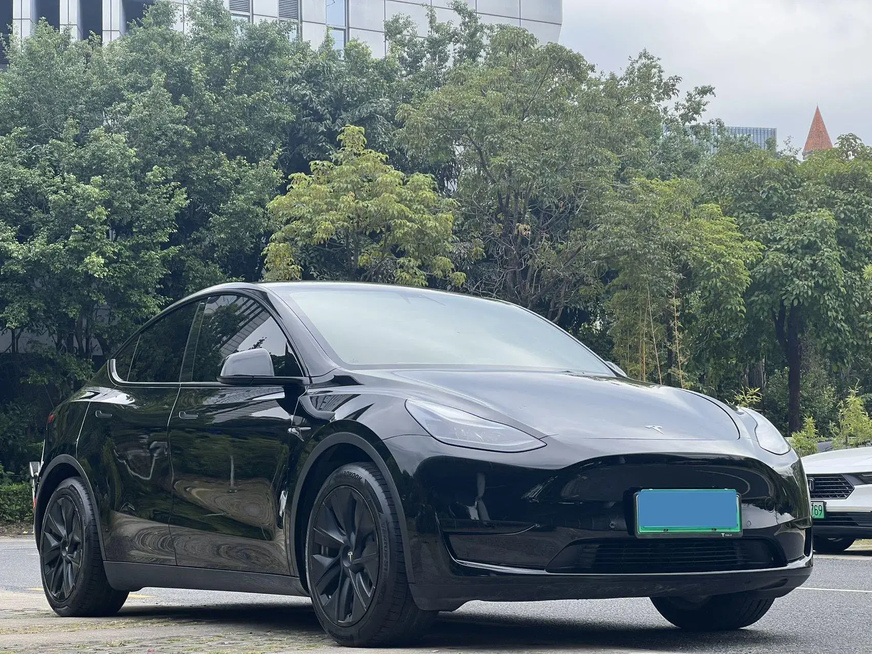 2022 TESLA MODEL thumbnail 3