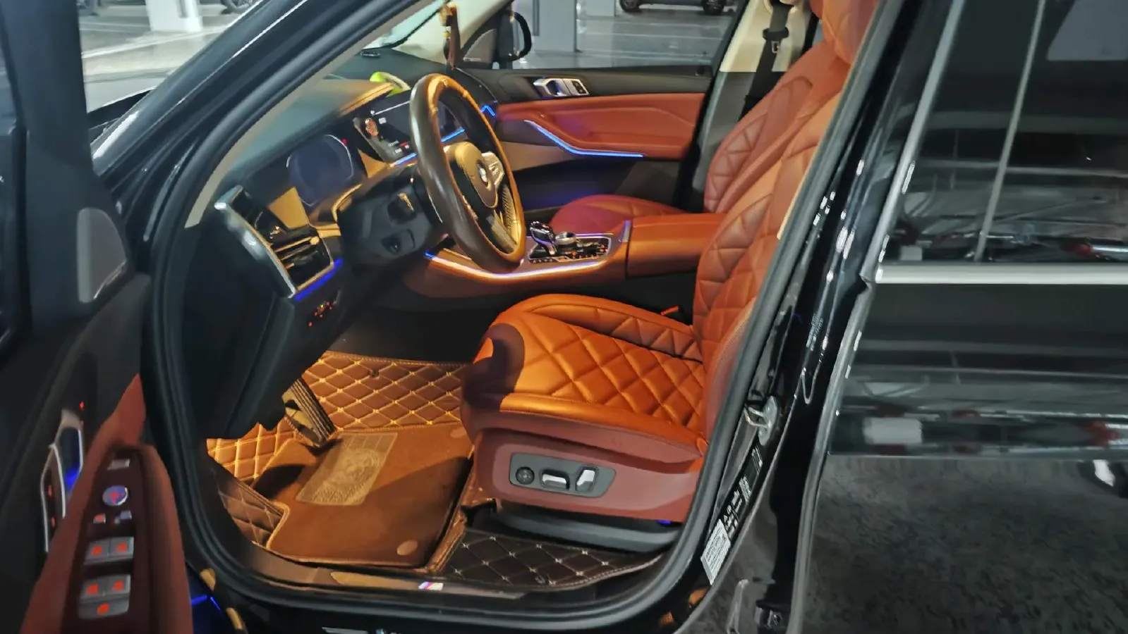 2022 BMW X5 2.0T 245HP L4 8AT,autocango,china used car exporter,china ev exporter,chinese used car exporter,chinese used ev exporter