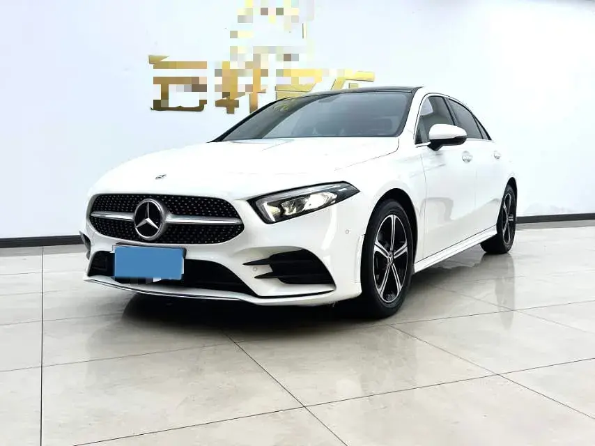 2022 MERCEDES-BENZ A view 1