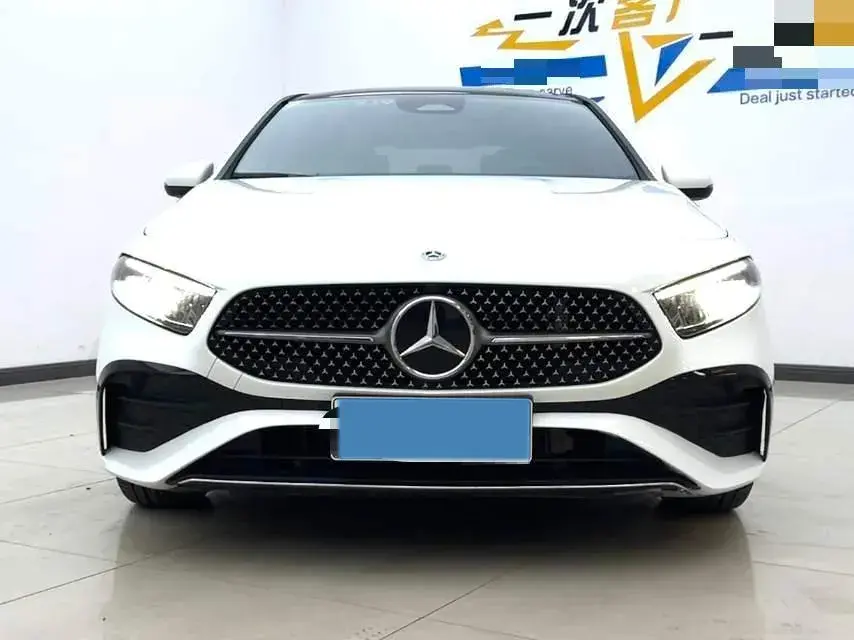 2022 MERCEDES-BENZ A thumbnail 2