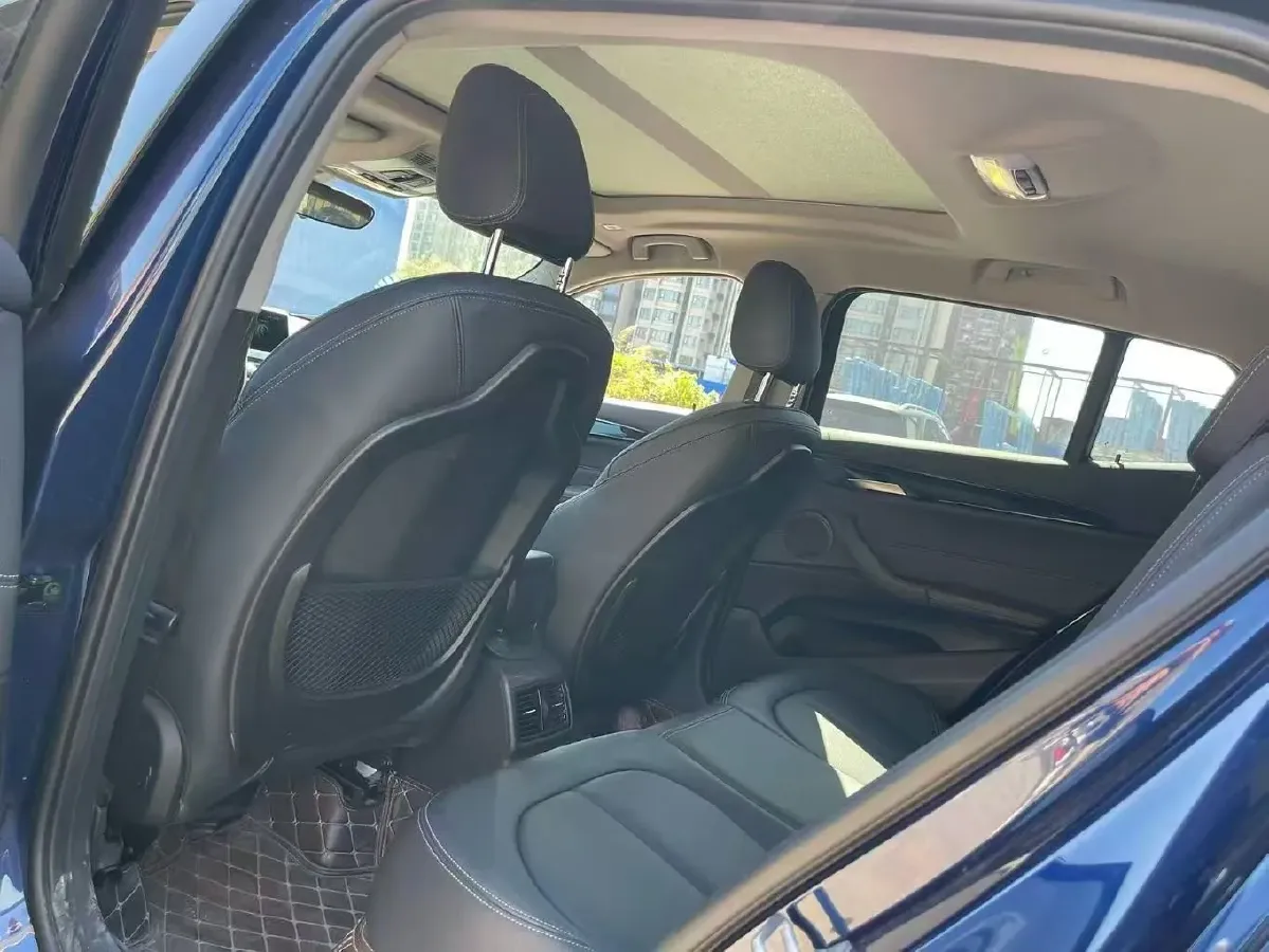 2020 BMW X2 1.5T 140HP L3 7DCT,autocango,china used car exporter,china ev exporter,chinese used car exporter,chinese used ev exporter