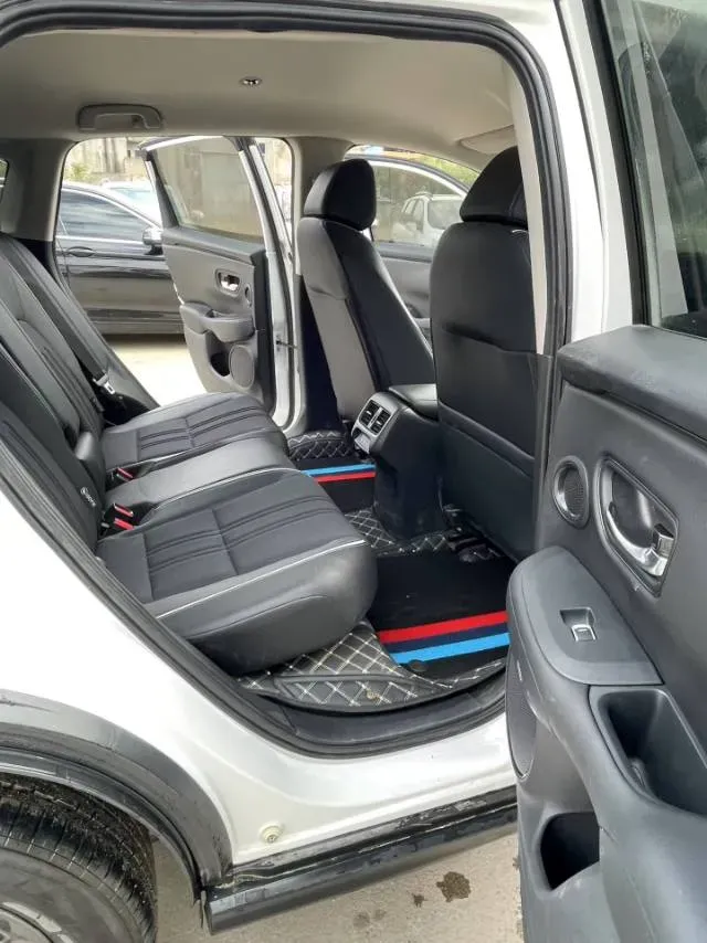 2023 Honda HR-V 1.5T 182HP L4 CVT,autocango,china used car exporter,china ev exporter,chinese used car exporter,chinese used ev exporter