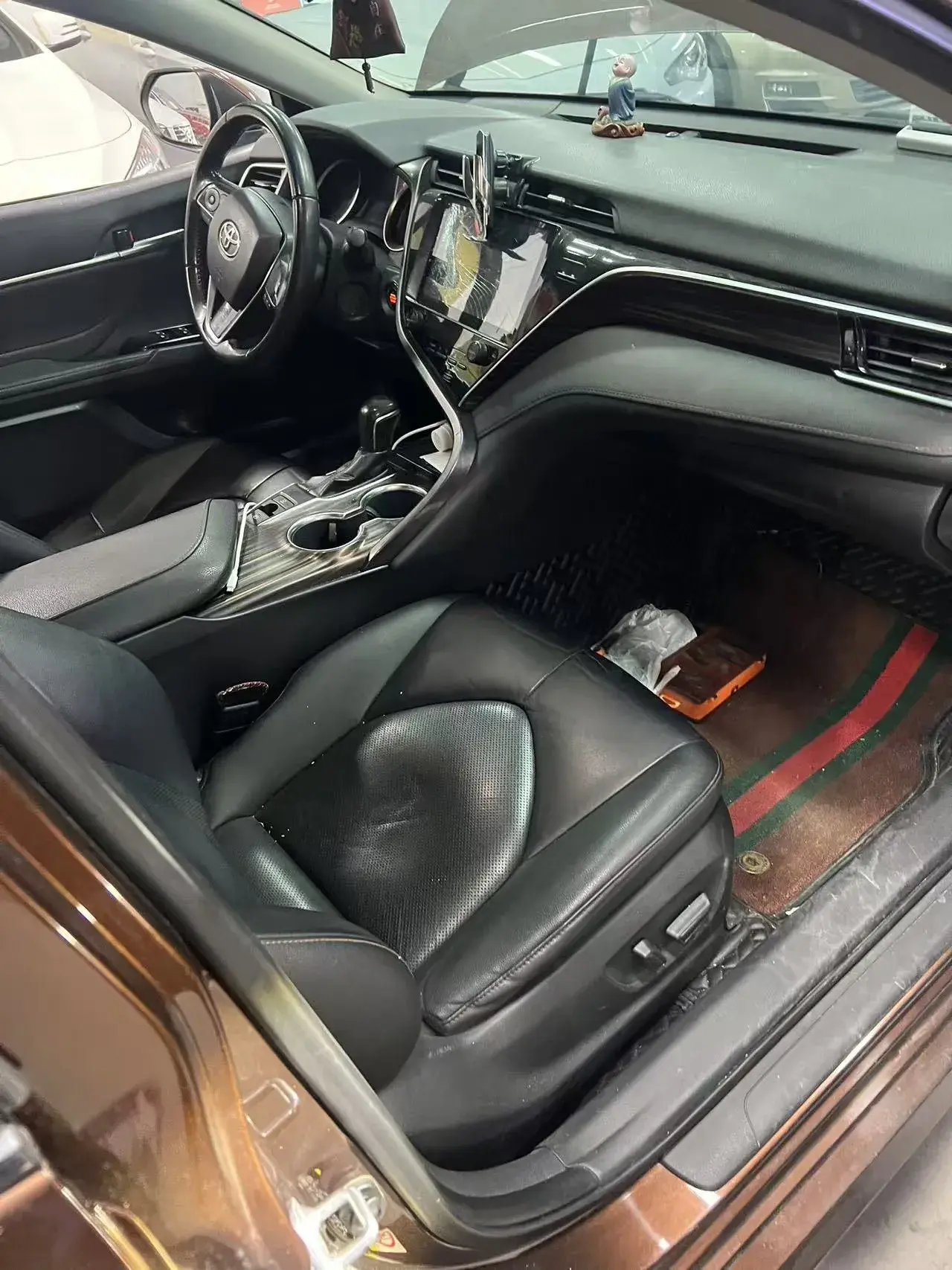 2018 TOYOTA CAMRY thumbnail 3