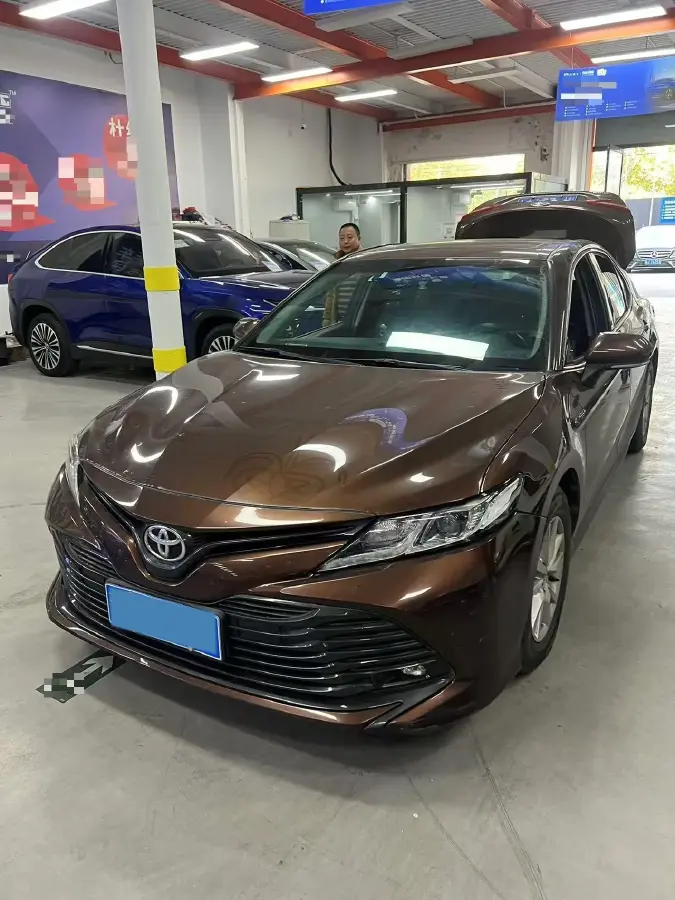 2018 Toyota Camry 2.0L 169HP L4 6AT
