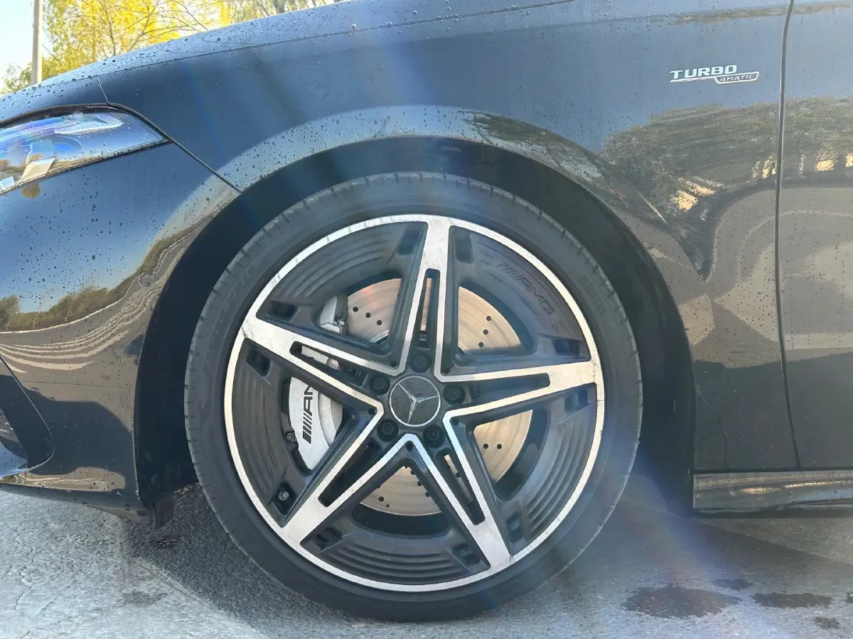 2025 Mercedes-Benz A AMG 2.0T 306HP L4 8DCT,autocango,china used car exporter,china ev exporter,chinese used car exporter,chinese used ev exporter