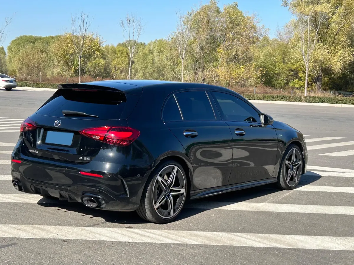 2025 Mercedes-Benz A AMG 2.0T 306HP L4 8DCT,autocango,china used car exporter,china ev exporter,chinese used car exporter,chinese used ev exporter