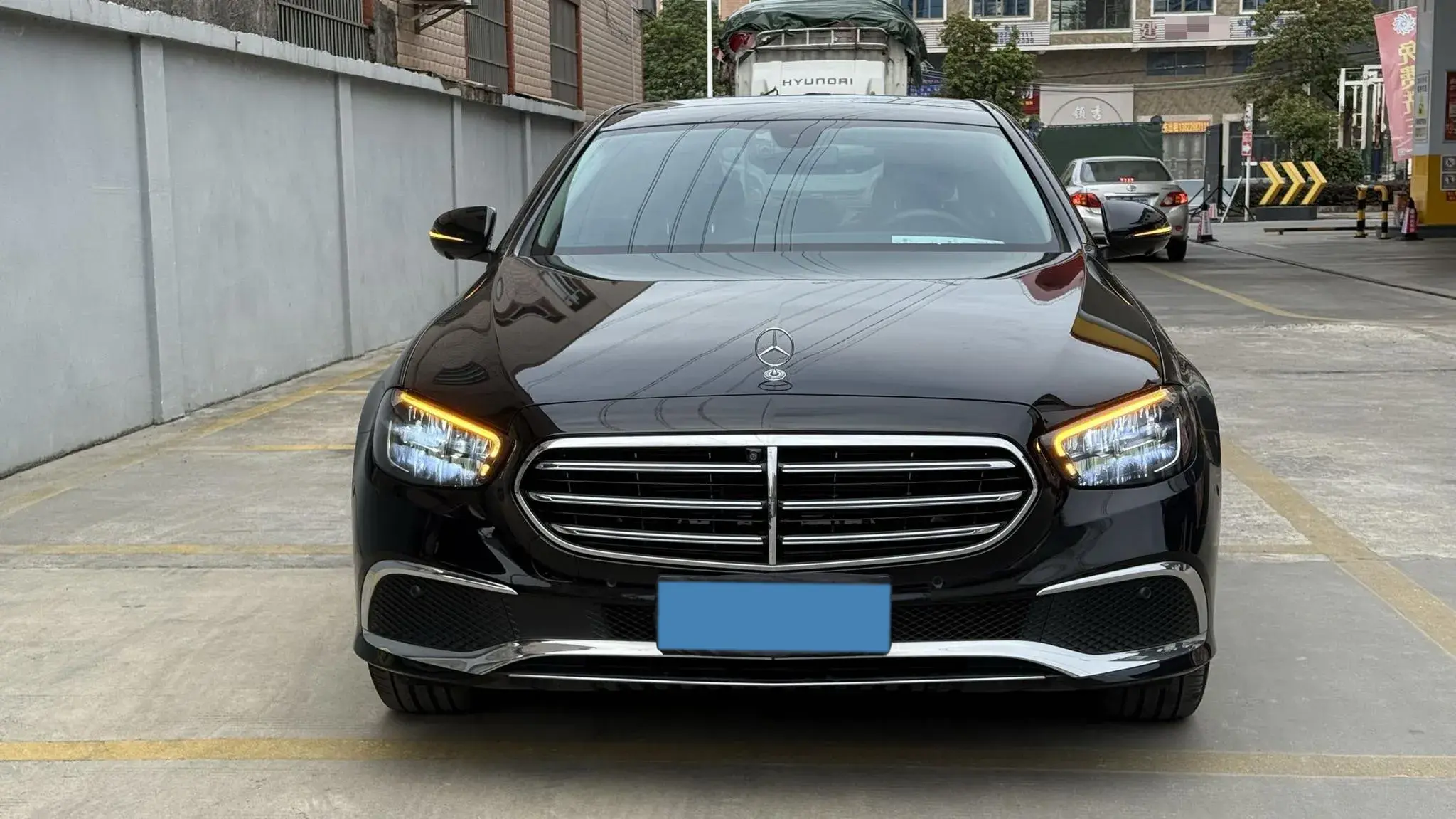 2022 MERCEDES-BENZ E thumbnail 2