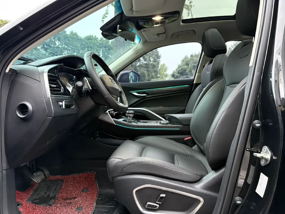 2019 Geely Tugella 2.0T 238HP L4 8AT,autocango,china used car exporter,china ev exporter,chinese used car exporter,chinese used ev exporter