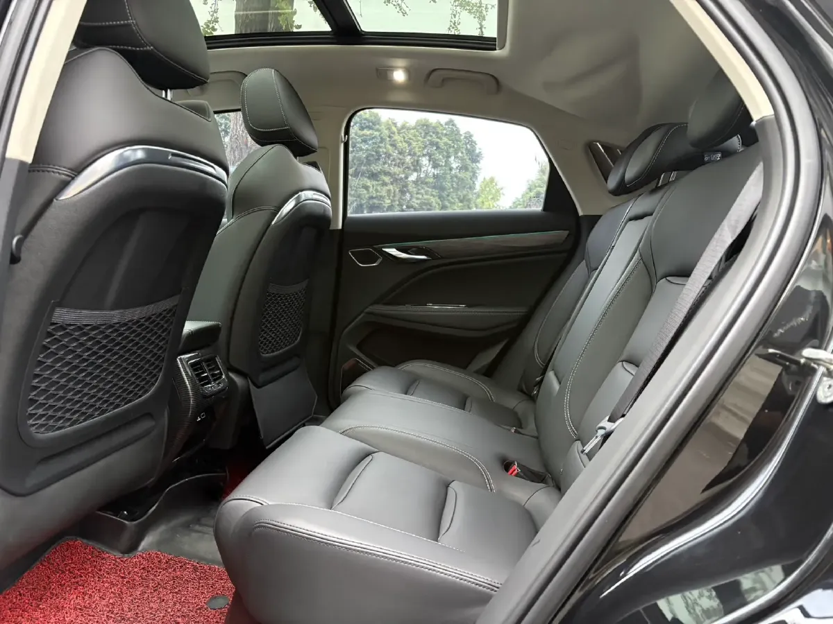 2019 Geely Tugella 2.0T 238HP L4 8AT,autocango,china used car exporter,china ev exporter,chinese used car exporter,chinese used ev exporter