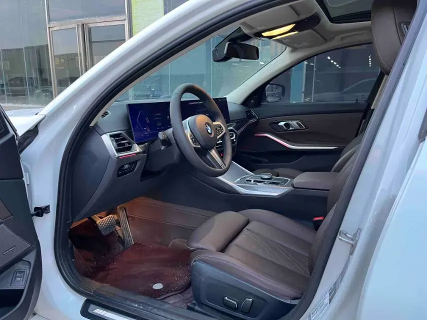 2024 BMW 3 Series 2.0T 184HP L4 8AT,autocango,china used car exporter,china ev exporter,chinese used car exporter,chinese used ev exporter