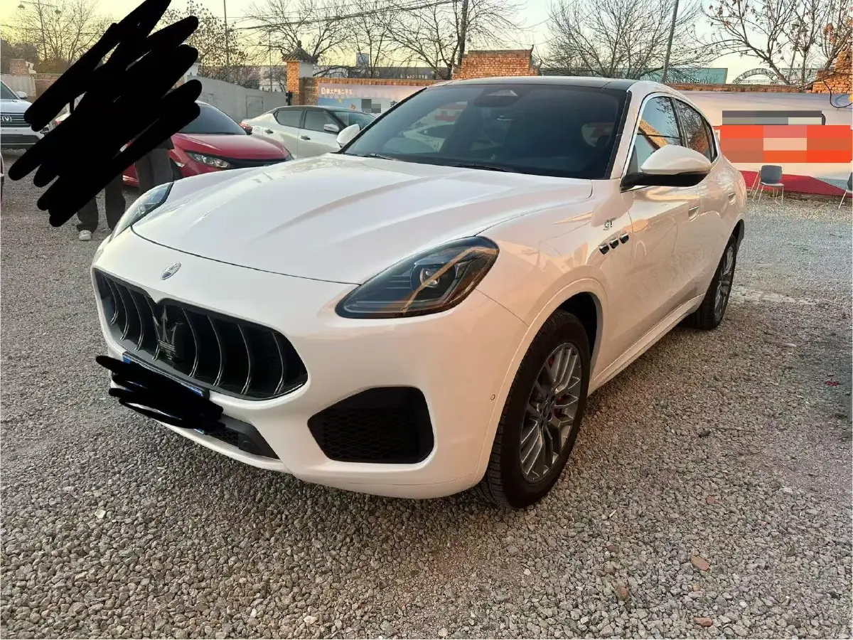 2022 Maserati Levante 2.0T 330HP L4 8AT