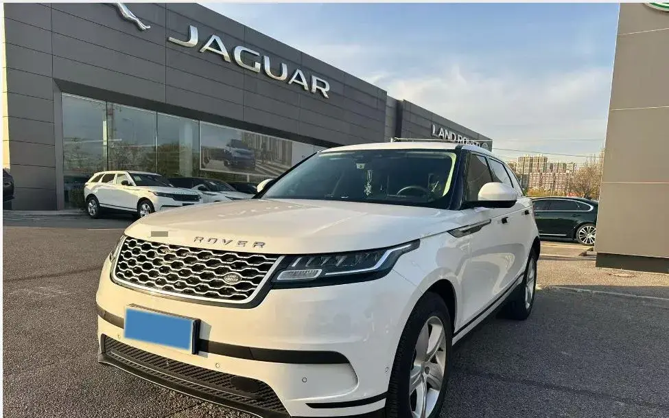 2022 Land Rover Range Rover Velar 2.0T 250HP L4 8AT