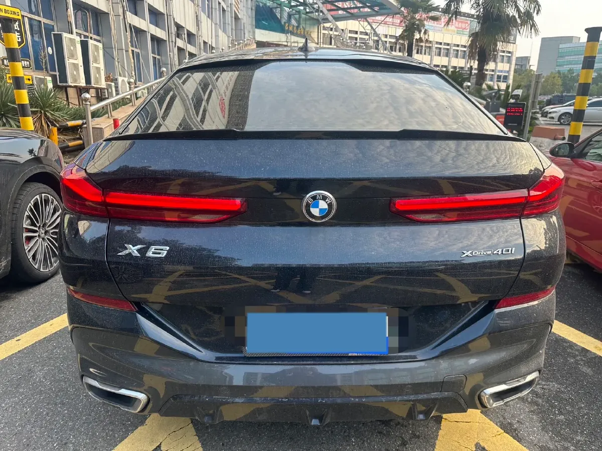 2020 BMW X6 3.0T 340HP L6 8AT,autocango,china used car exporter,china ev exporter,chinese used car exporter,chinese used ev exporter