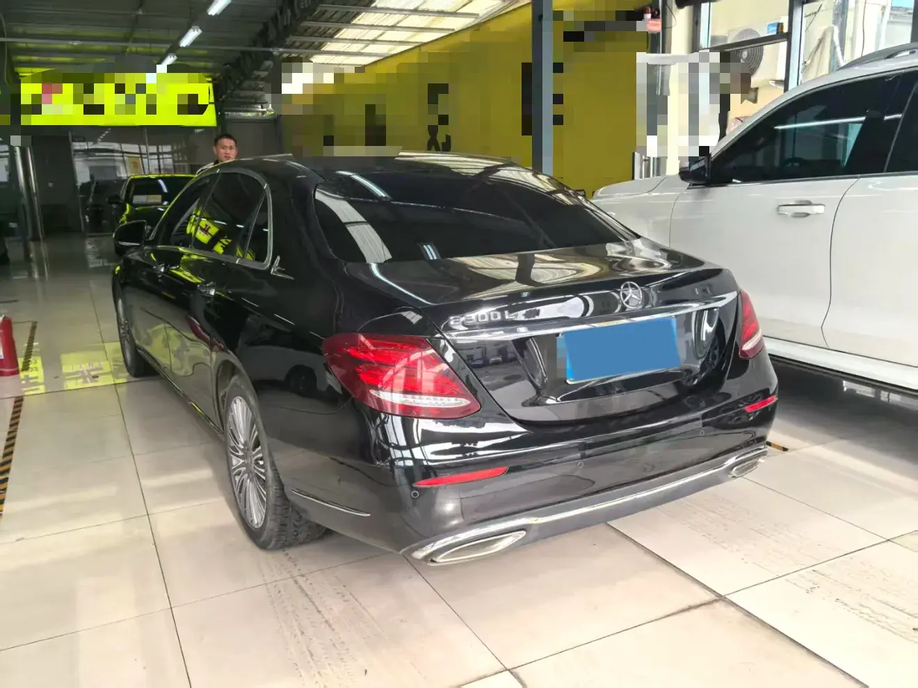 2020 MERCEDES-BENZ E thumbnail 4