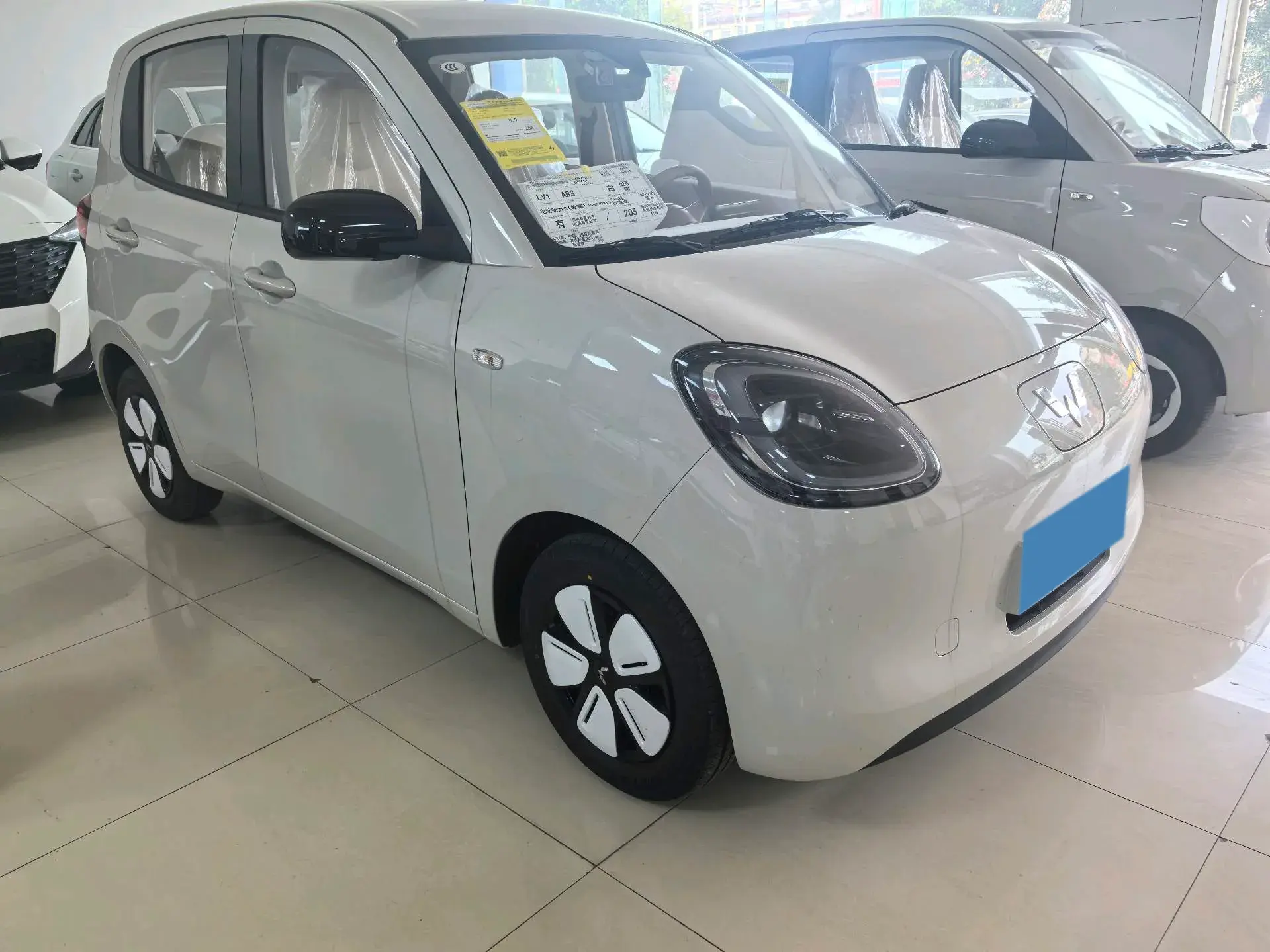 2025 WULING HONGGUANG thumbnail 3