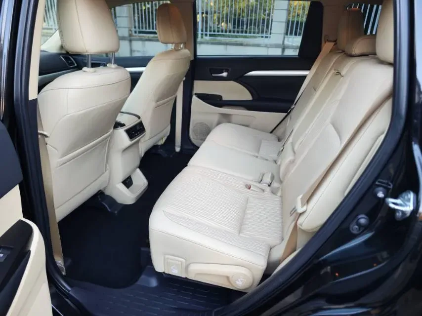 2019 SsangYong Rexton 2.0T 224HP L4 6AT,autocango,china used car exporter,china ev exporter,chinese used car exporter,chinese used ev exporter