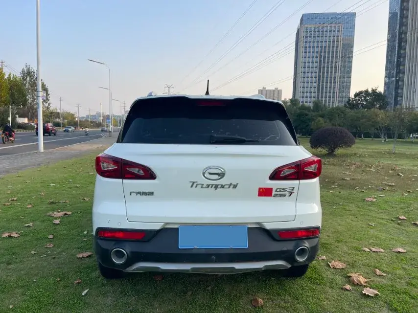 2019 GAC TRUMPCHI thumbnail 4