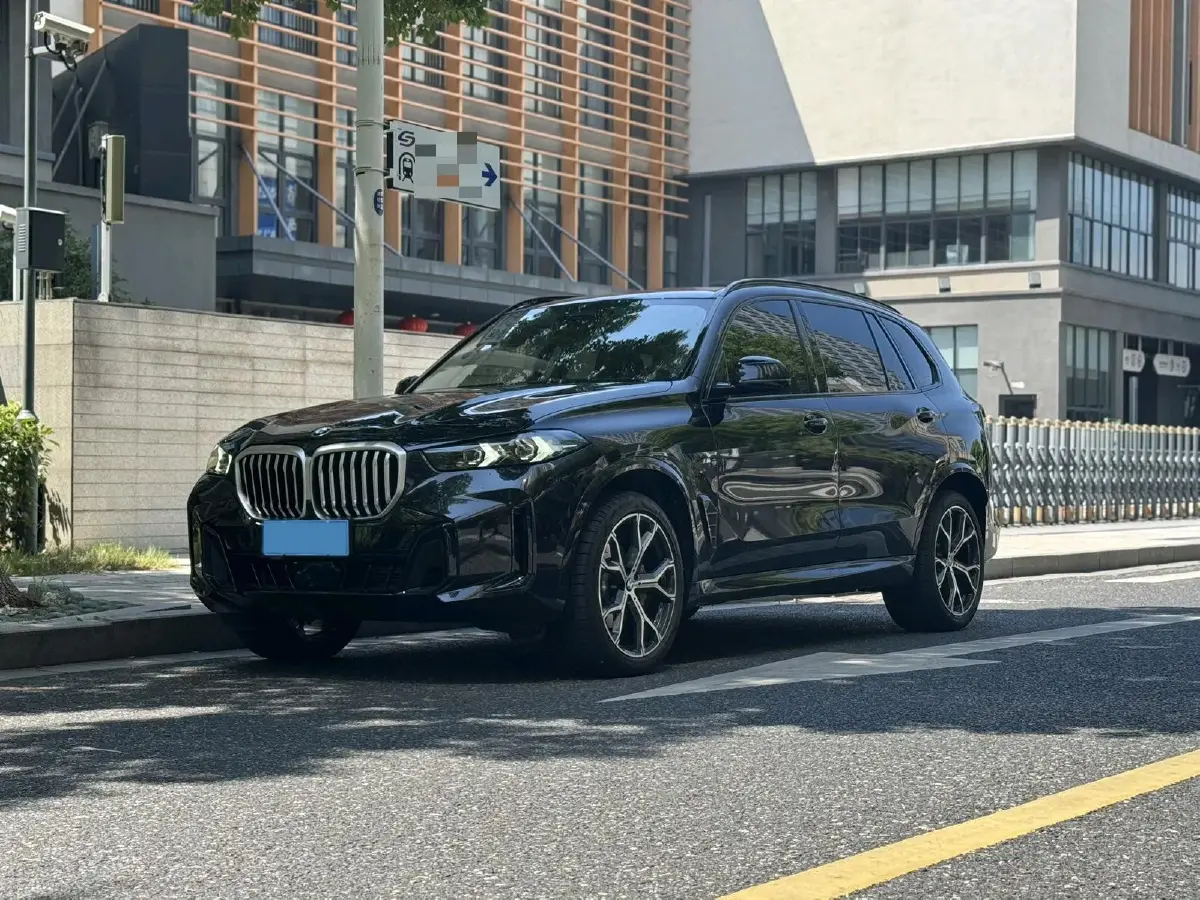 2023 BMW X5 2.0T 258HP L4 8AT