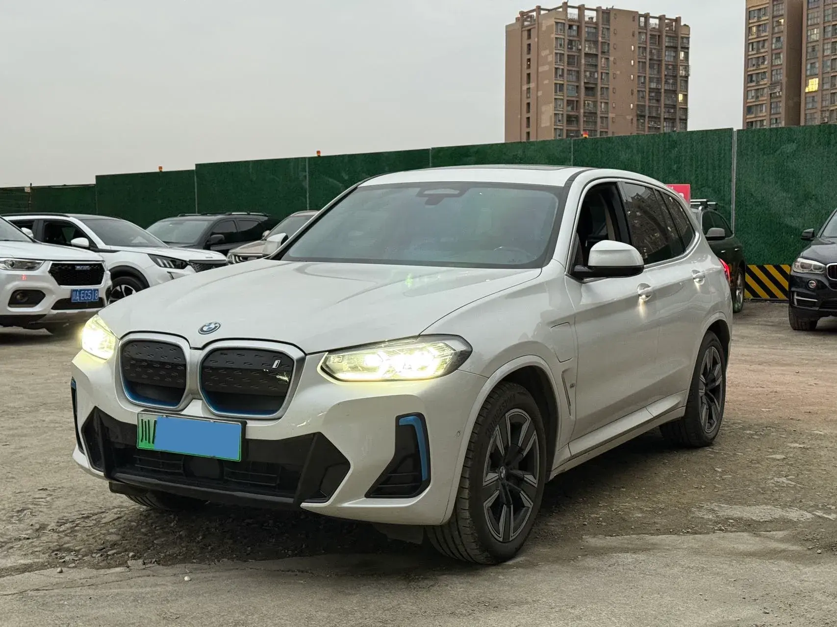 2022 BMW IX3 view 1