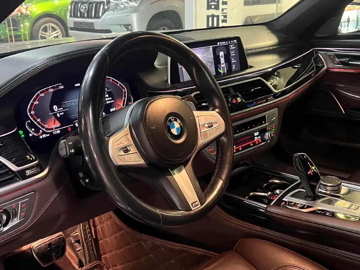 2021 BMW 7 Series 2.0T 265HP L4 8AT,autocango,china used car exporter,china ev exporter,chinese used car exporter,chinese used ev exporter