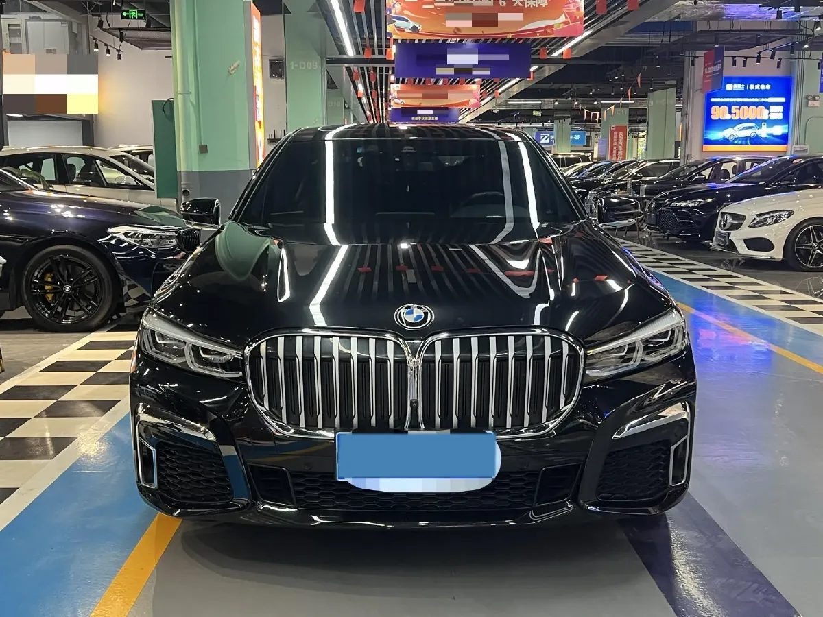 2021 BMW 7 Series 3.0T 340HP L6 8AT,autocango,china used car exporter,china ev exporter,chinese used car exporter,chinese used ev exporter
