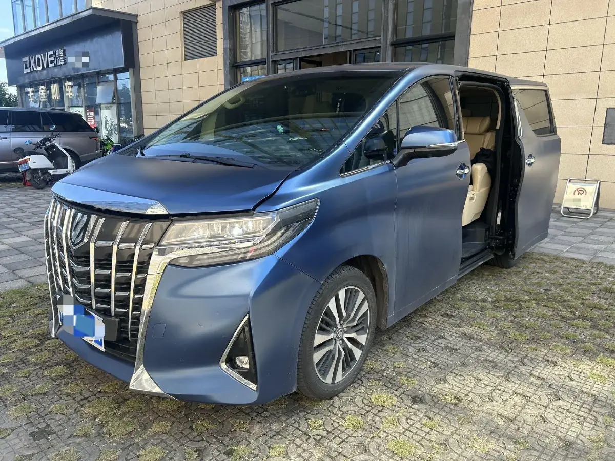 2018 Toyota Alphard 3.5L 301HP V6 8AT