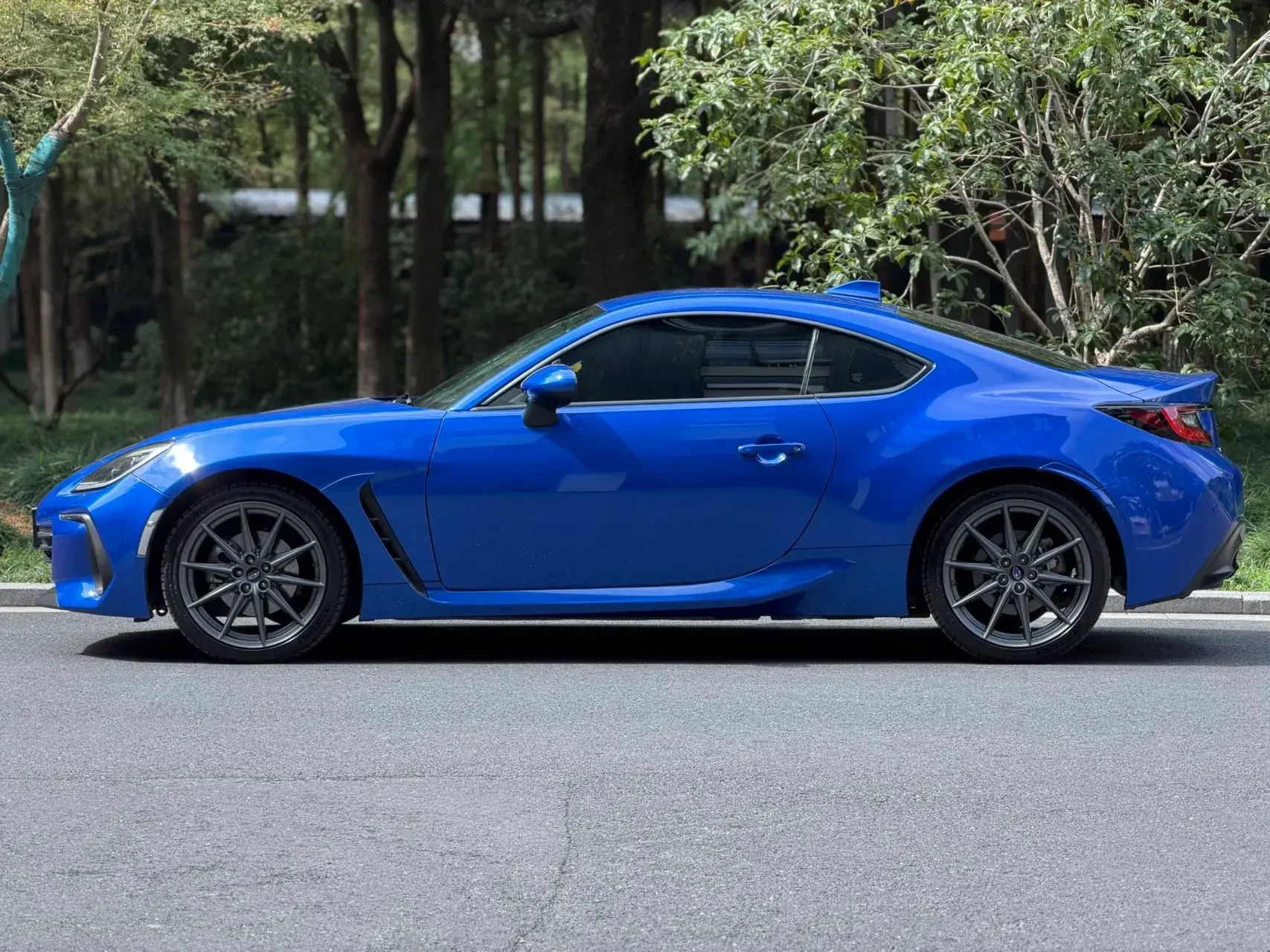 2022 SUBARU BRZ thumbnail 4